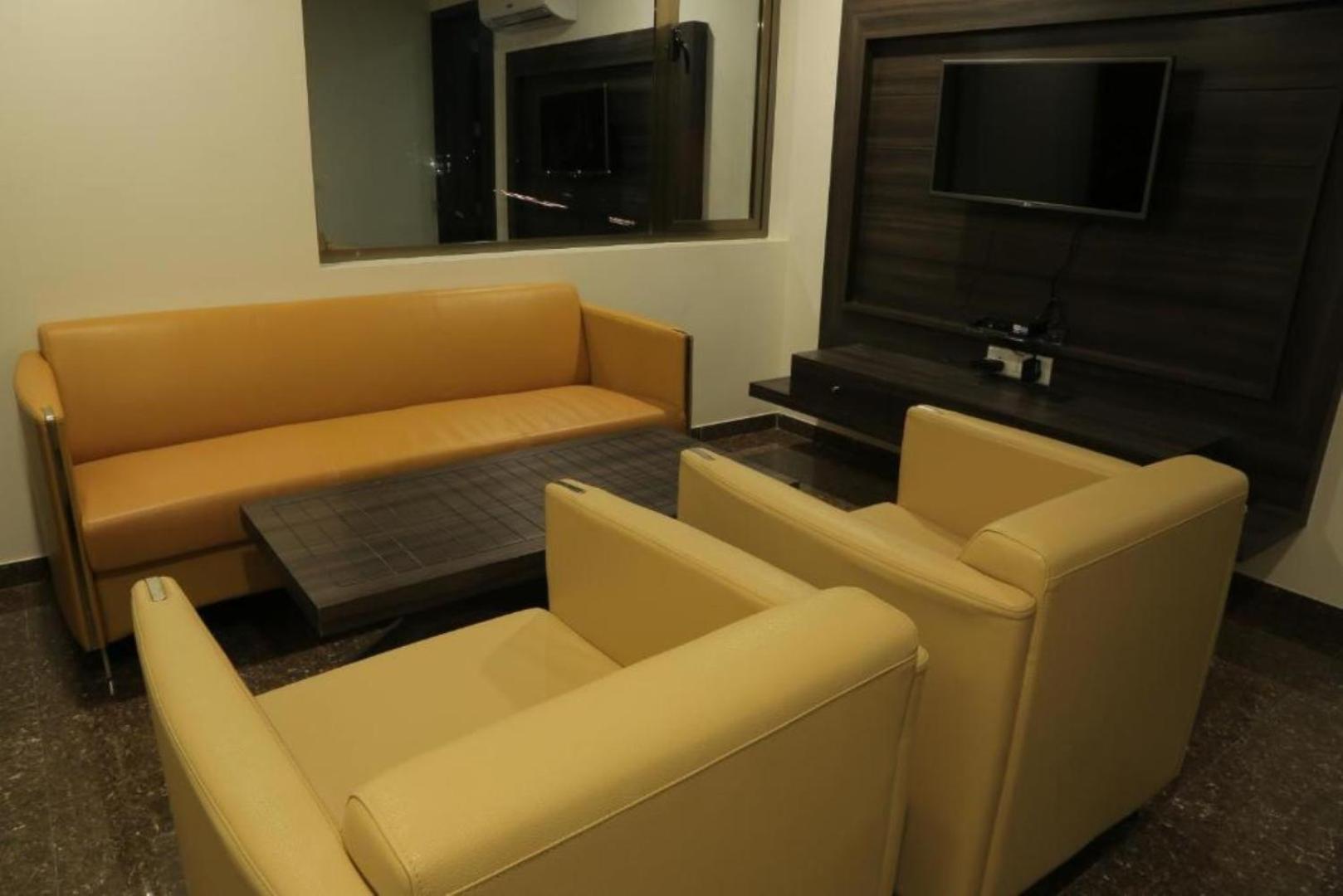 Hotel Roma Kristo Dwārka Kültér fotó